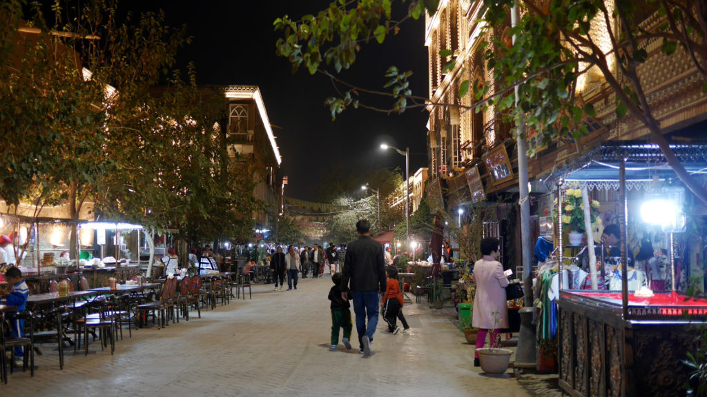  Der Nachtmarkt in der Altstadt