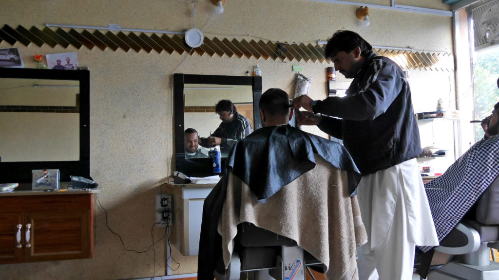 Seri also got a hair and beard grooming (with face massage) in Karimabad