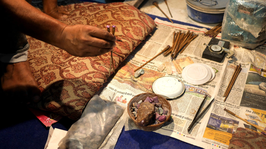 Raw material and the ready gem stones