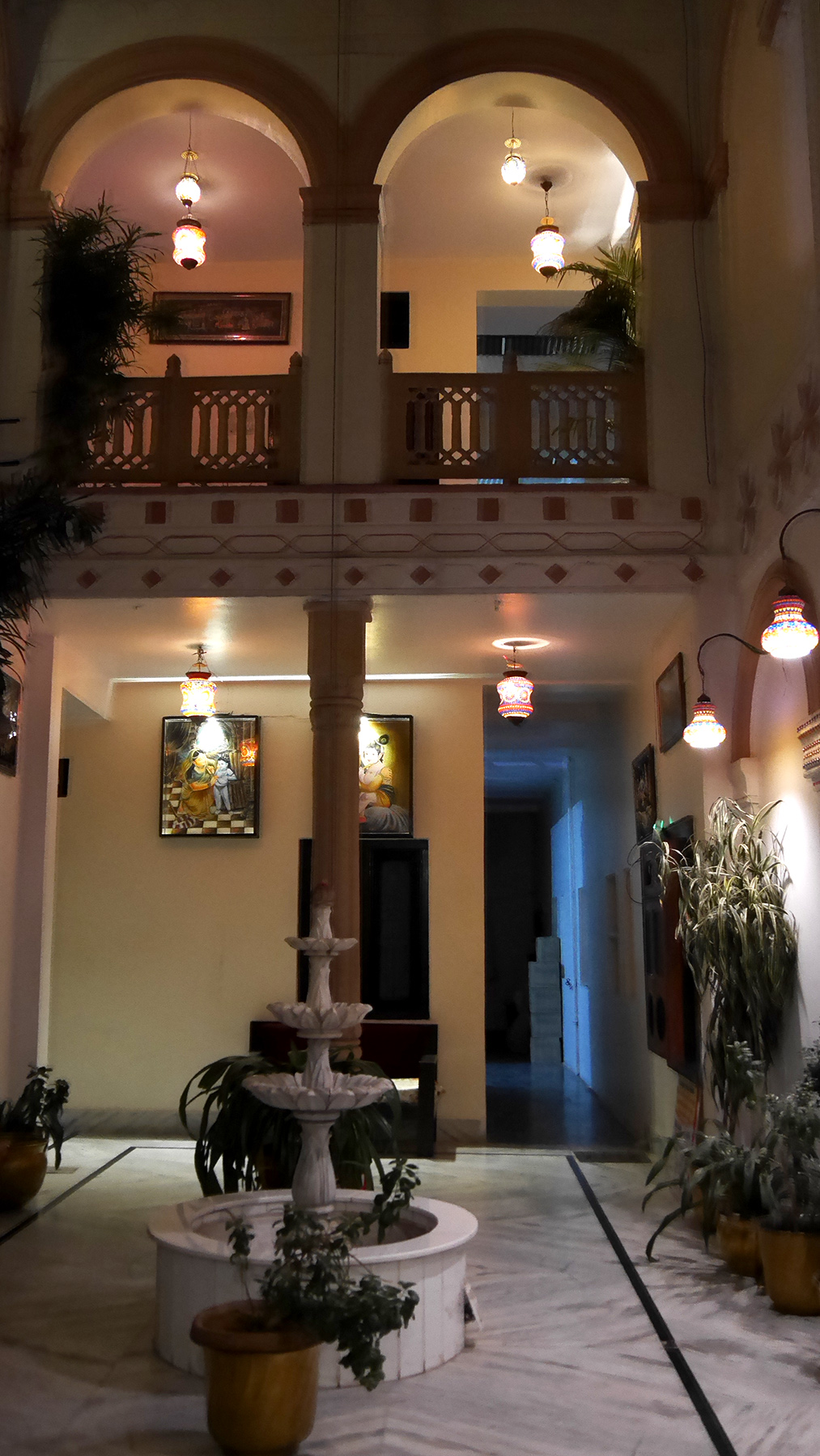 Lobby of Kanhaia Haveli