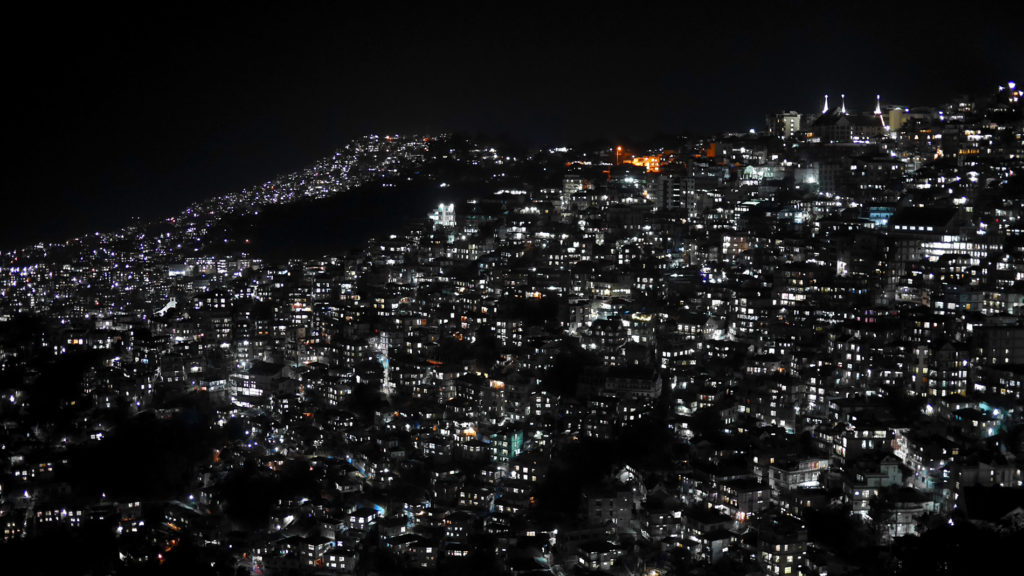 Aizawl bei Nacht