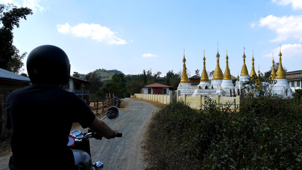 Pagodas on the way to the cave