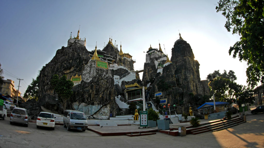 Taung Kwe Pagoda in Loikaw