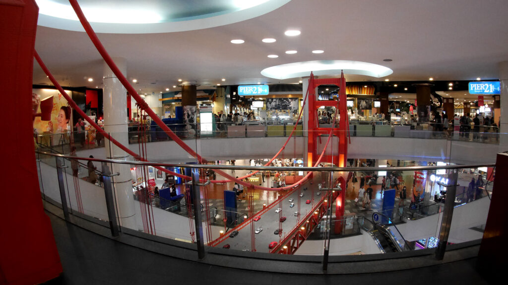 San Francisco themed floor of Terminal21